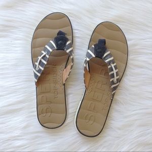 Sperry Flip Flop / Sandals